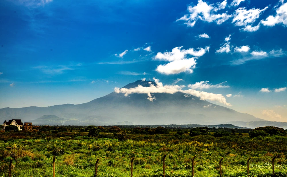 
4 Day Adventure - Conquering Mount Meru: